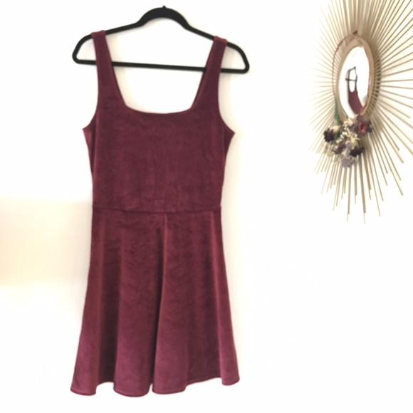 Abercrombie & Fitch Dresses & Skirts - Abercrombie Stretch Velvet Swing Dress