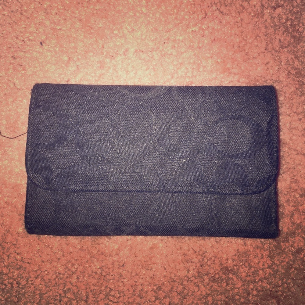 Black Coach wallet (gently used)