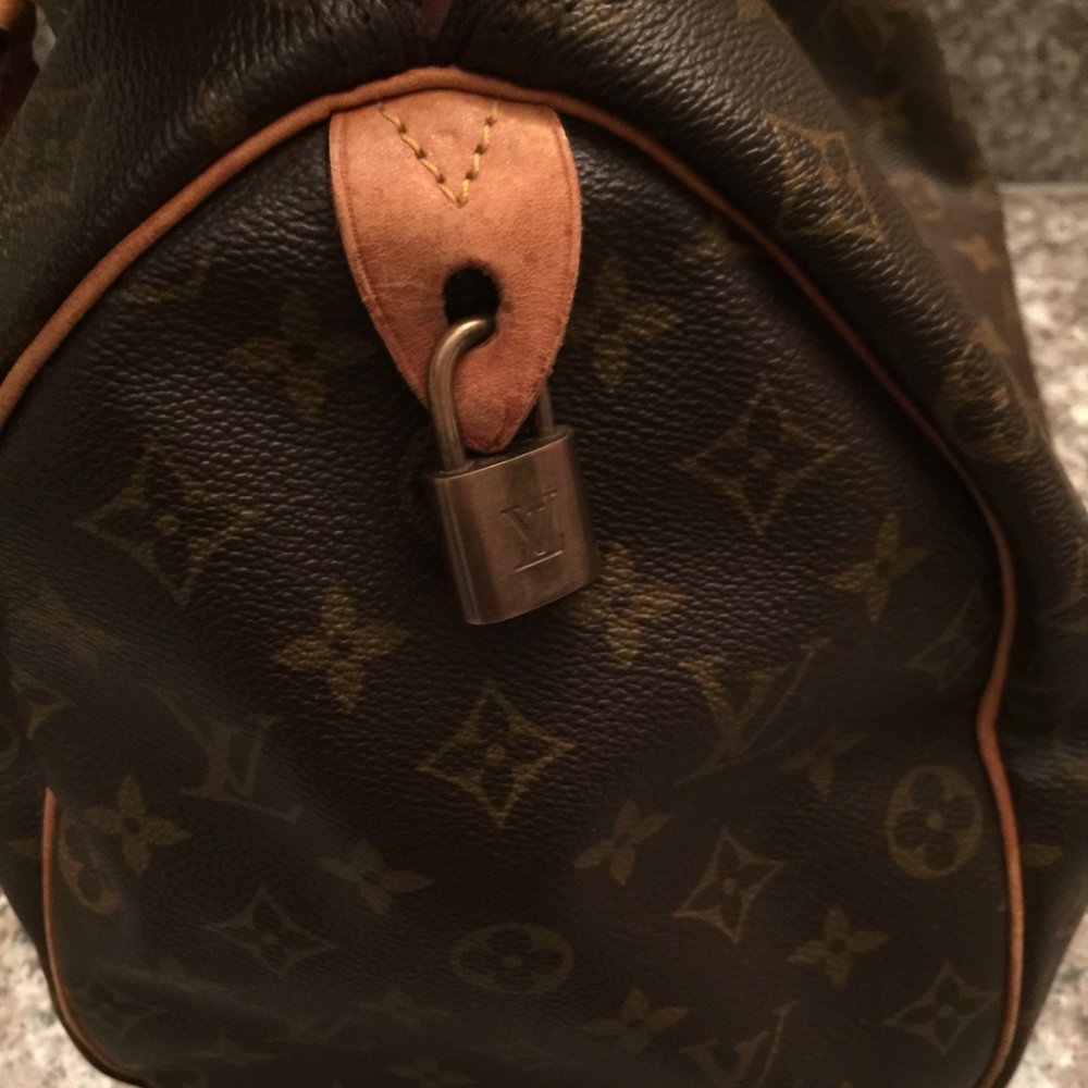 Handbag - Picture 2 of 4