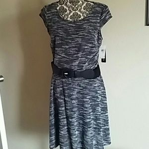 GET READY  BLACK AND WHITE