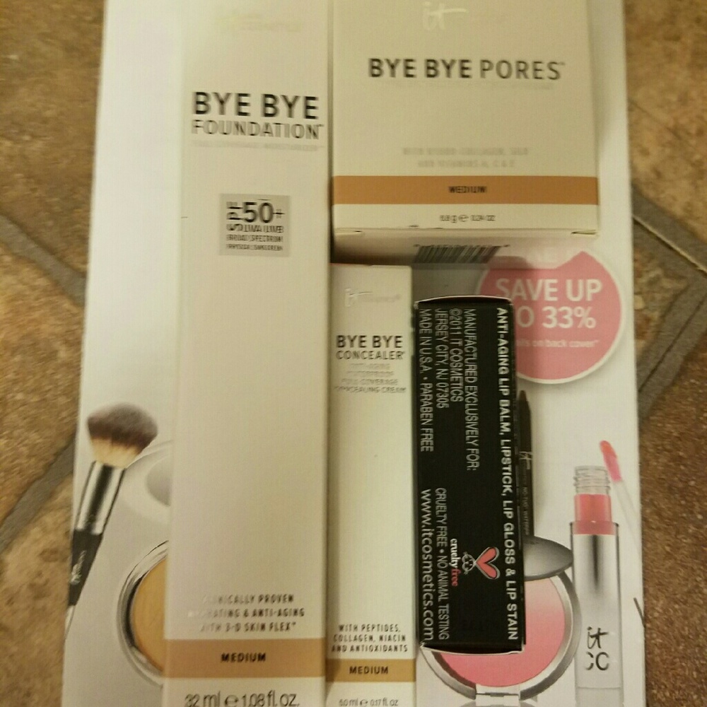 IT COSMETICS MAKEUP  PRICE IS FIRM!!!