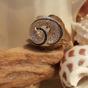 Blue and white crystal ring beautiful fashion ring