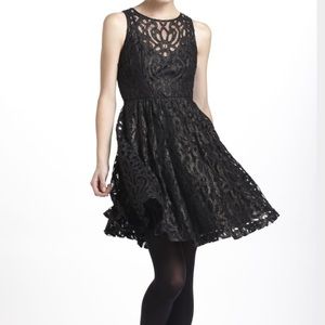 Lovely Frock by Tracy Reese dress sz 4 LBD in EUC