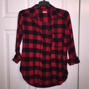 hollister red&navy checked flannel