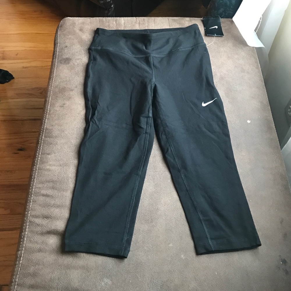 Bike dry fit capris