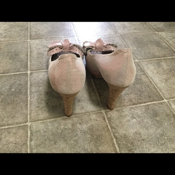 Cute pink bow heels - Picture 4 of 4