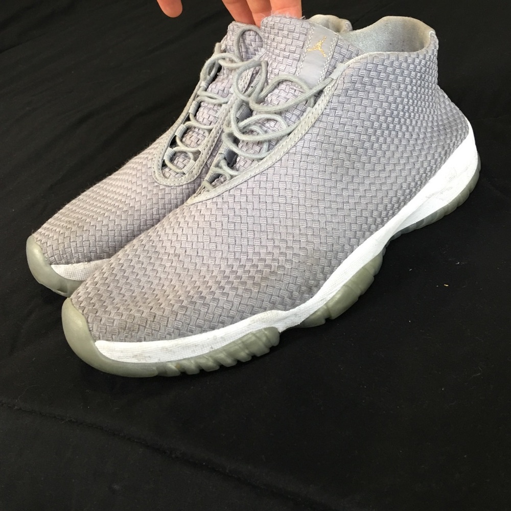 Air Jordan future silver