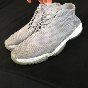 Air Jordan future silver