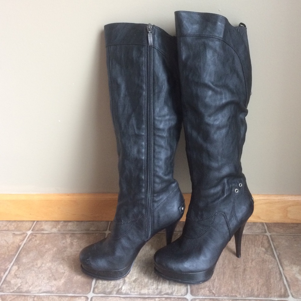 Sexy Guess Boots!