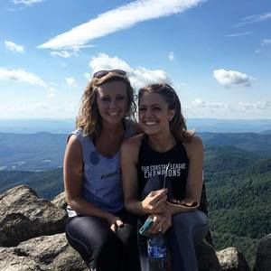 Meet your Posher, Karissa