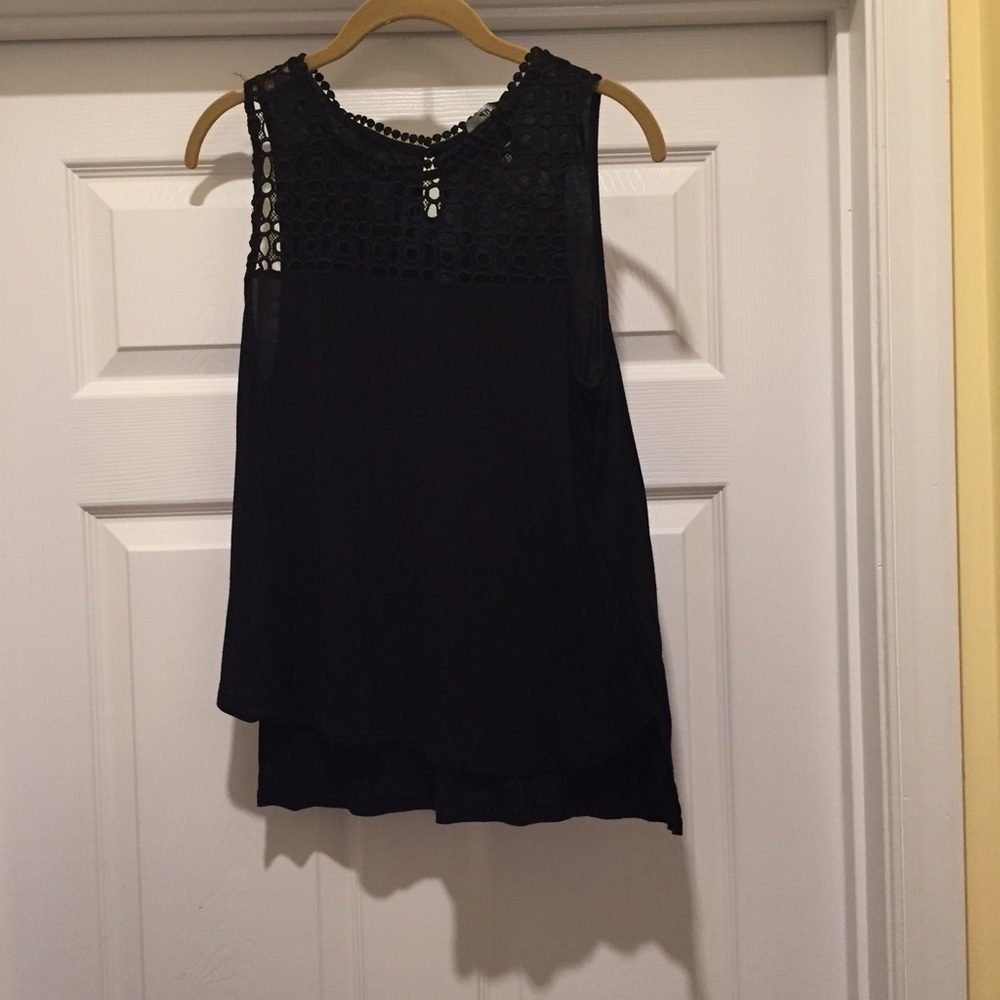 H&M sleeveless embroidered shirt, size S, black