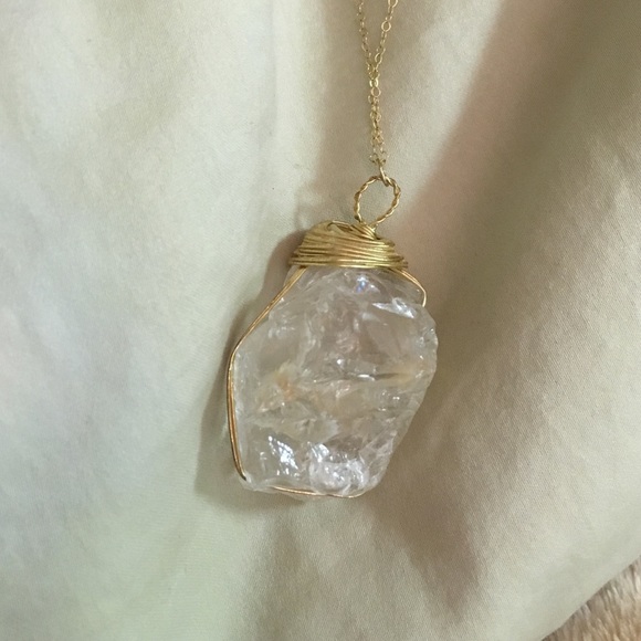 handmade gold plated crystal necklace - Picture 2 of 3