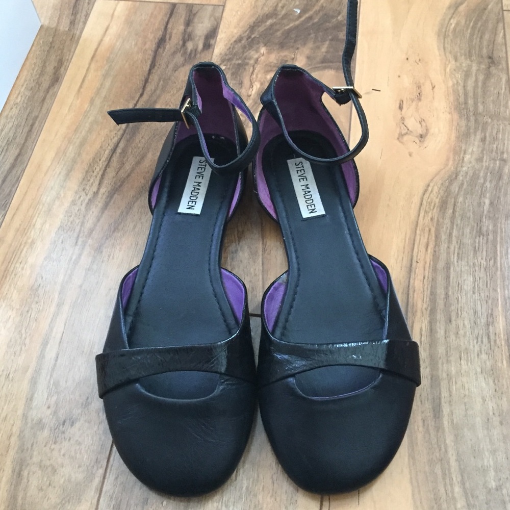 Steve Madden Currie Flat