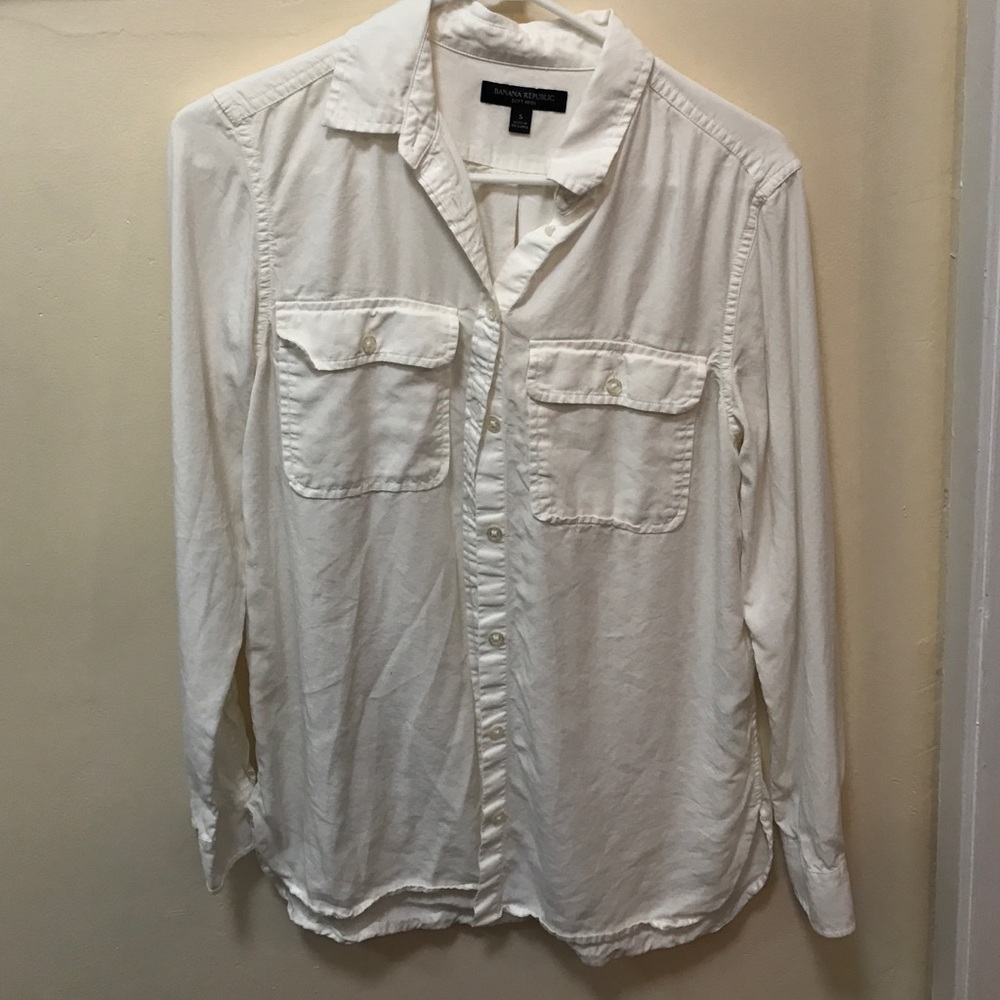 Banana Republic white button down