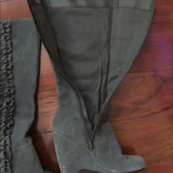 Dark Grey wedge boots - Picture 2 of 3