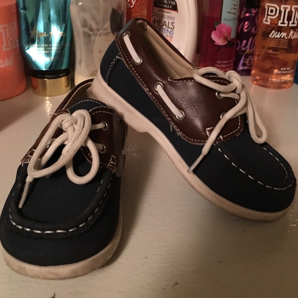 Toddler casual shoes