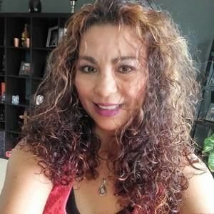 Meet your Posher, Nora