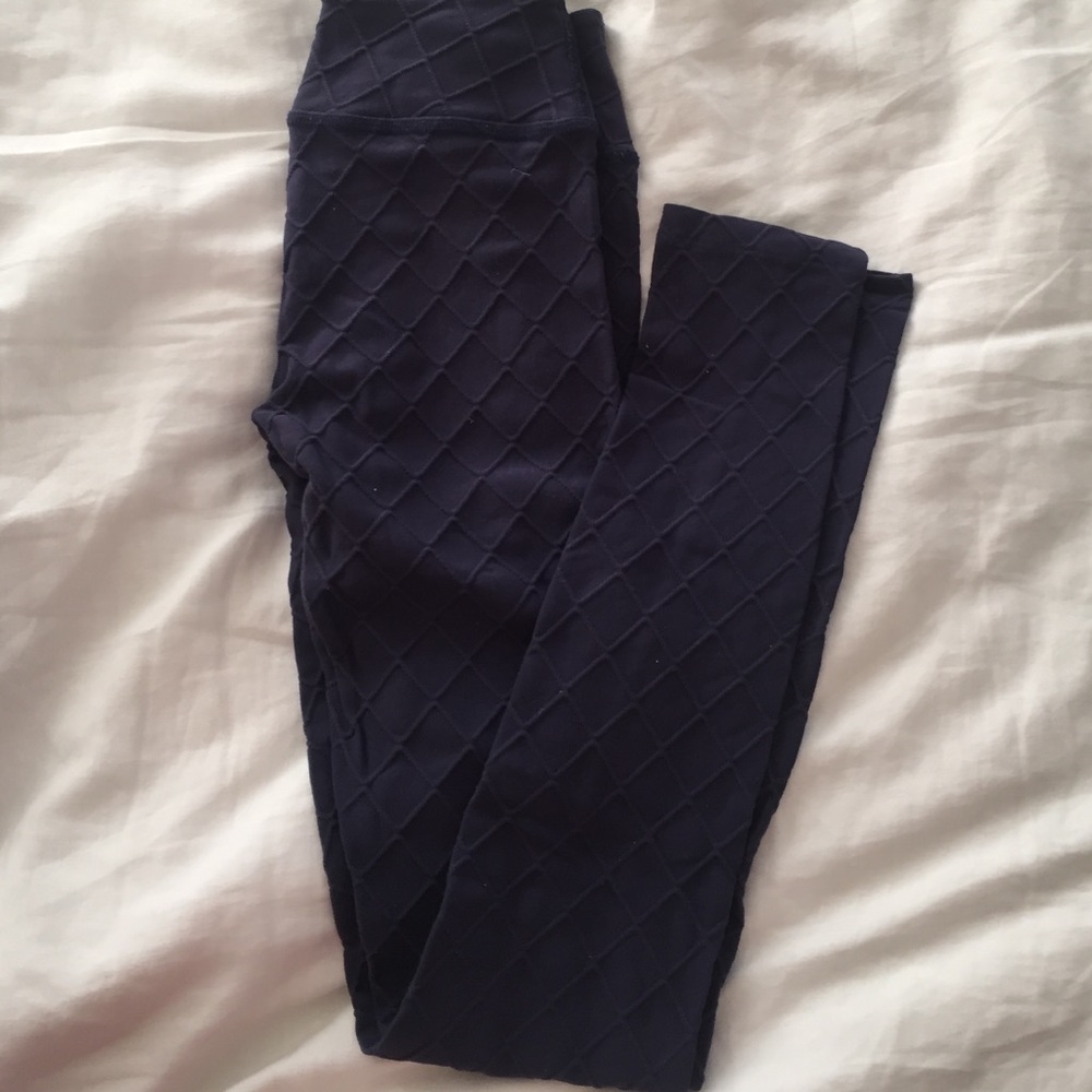 Beyond Yoga Navy Quilted Leggings