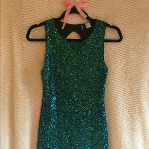 ⚡️SALE⚡️Mermaid Sequin Mini Dress w/ Cutout Back