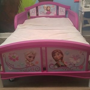 Two choices W/Frozen toddler bed