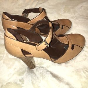 Nine West heels- vintage style