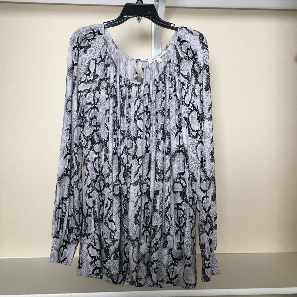 Lovely snake print tunic