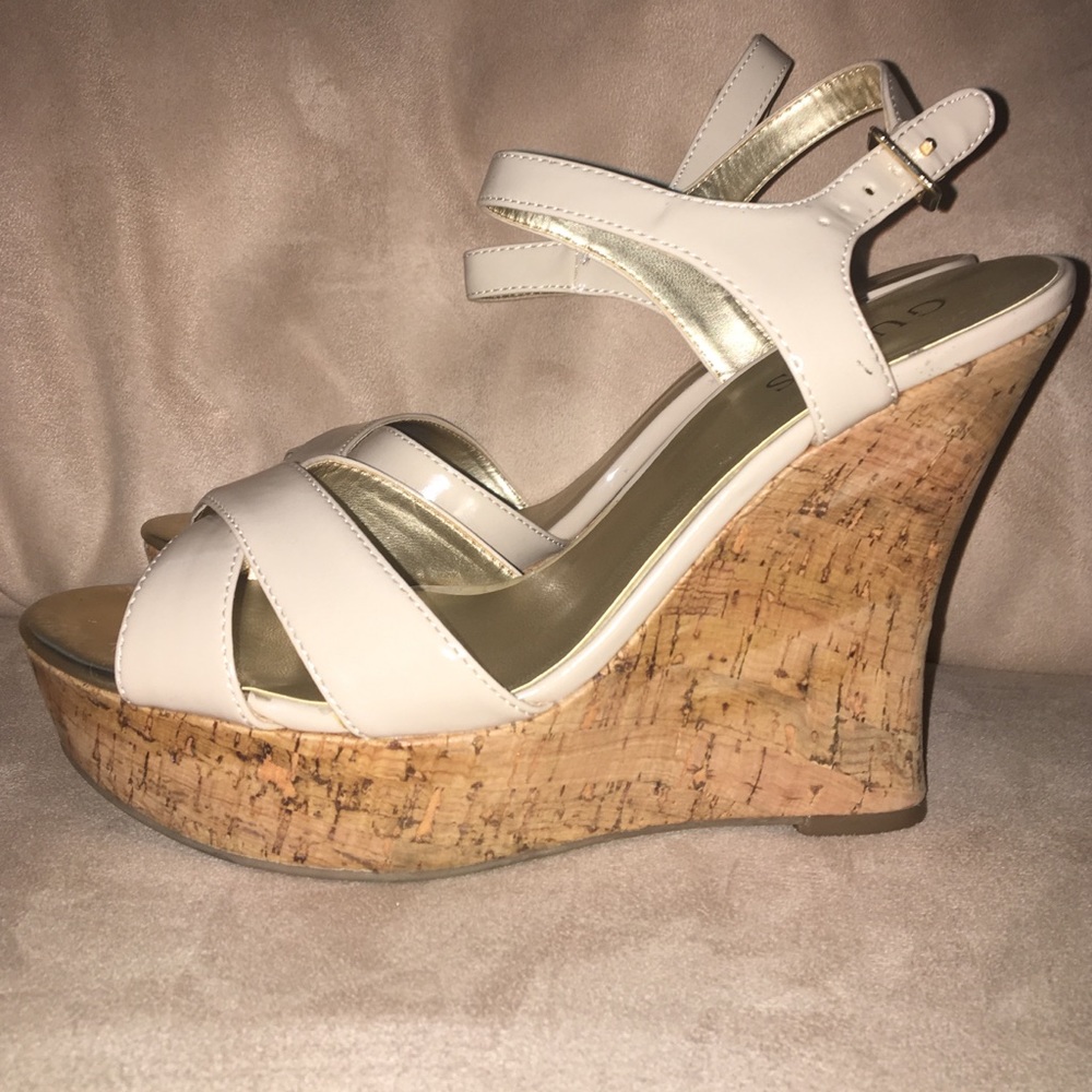 Guess Tan Juniors Sandal Wedges Like New Condition
