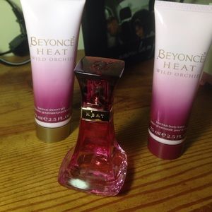 Beyoncé Set (she's having TWINS 🤗)