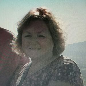 Meet your Posher, Debra