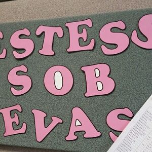 Meet your Posher, Iris