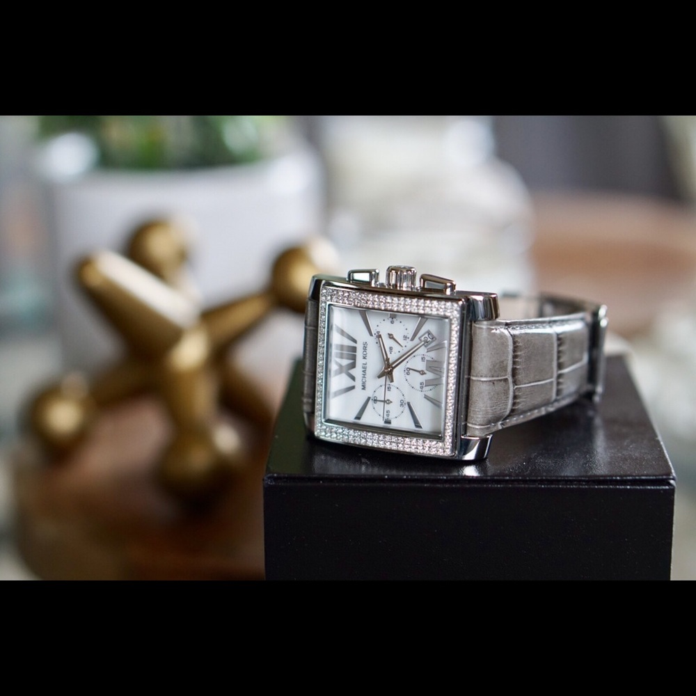 Gray Leather Strap Michael Kors Watch