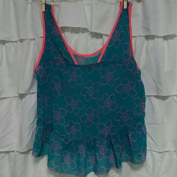 High Low Crop Top Size L - Picture 2 of 2
