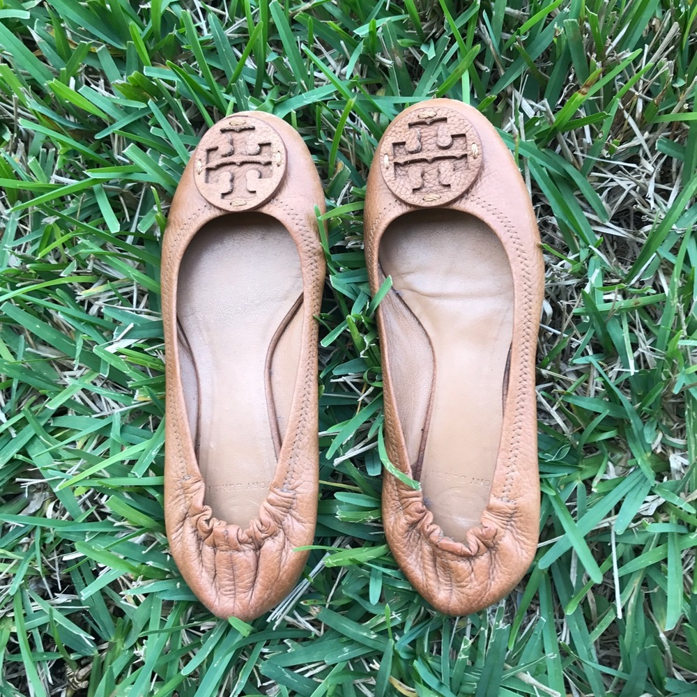 tory burch tan reva flats