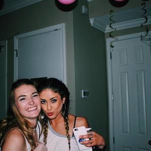 Meet your Posher, Monet