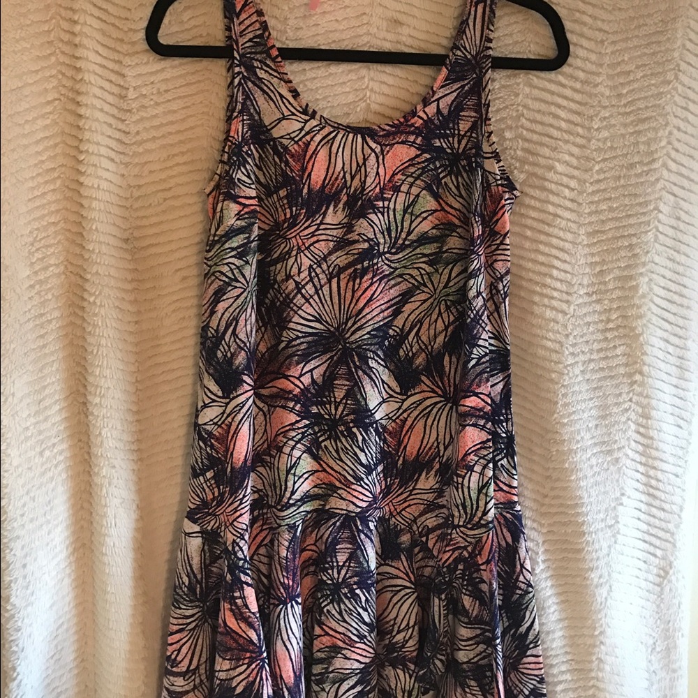 🛍SALE🛍 Floral, Colorful Flowy Midi Dress