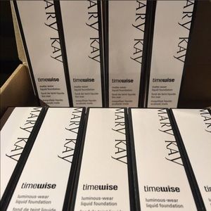 Mary Kay Luminous wear foundation