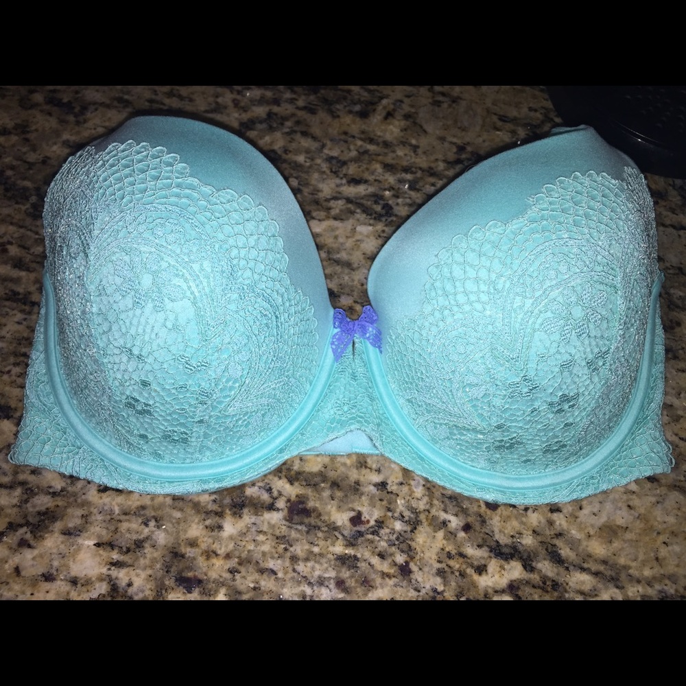 Victoria secret 36ddd New with tags