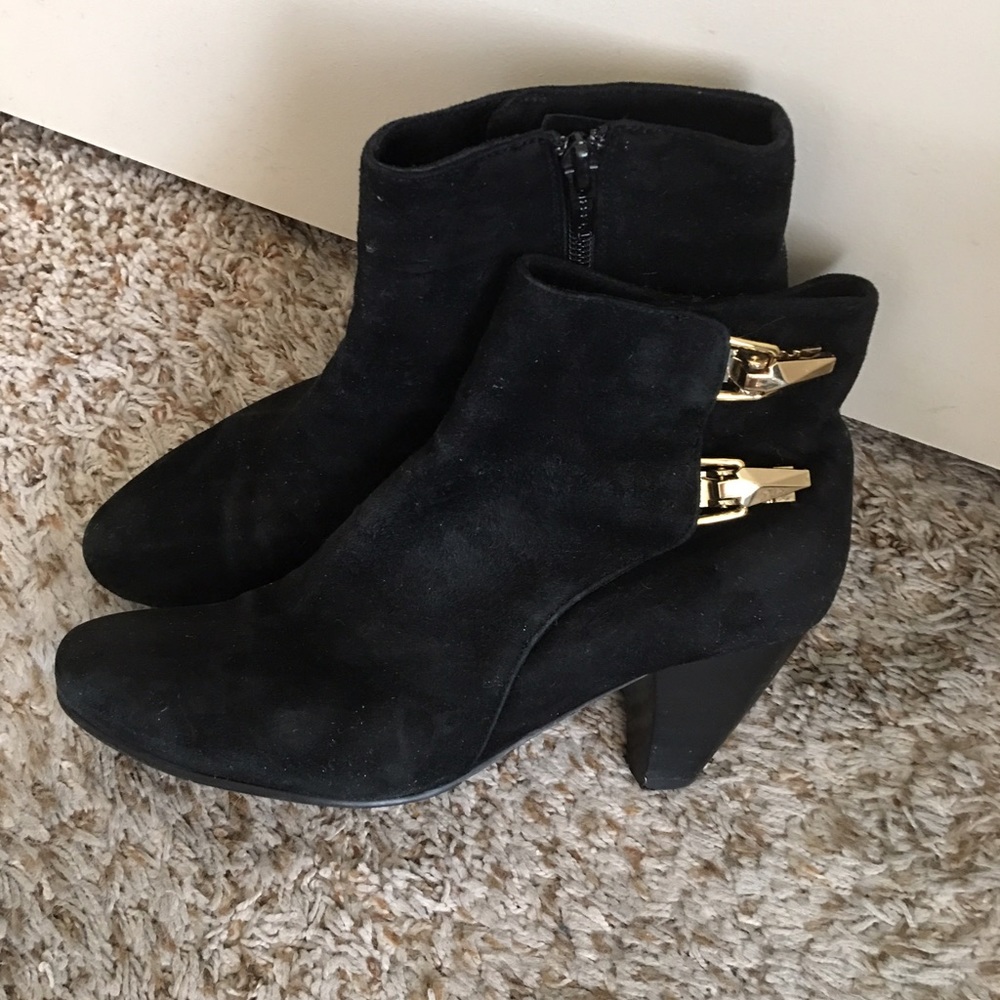 Ankle booties black