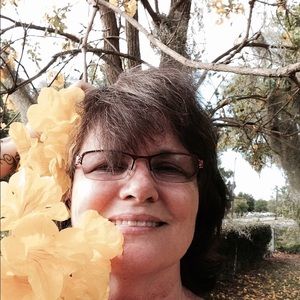 Meet your Posher, Teresa