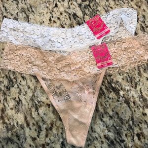 Candies Lace Thongs 🎉FINAL PRICE🎉