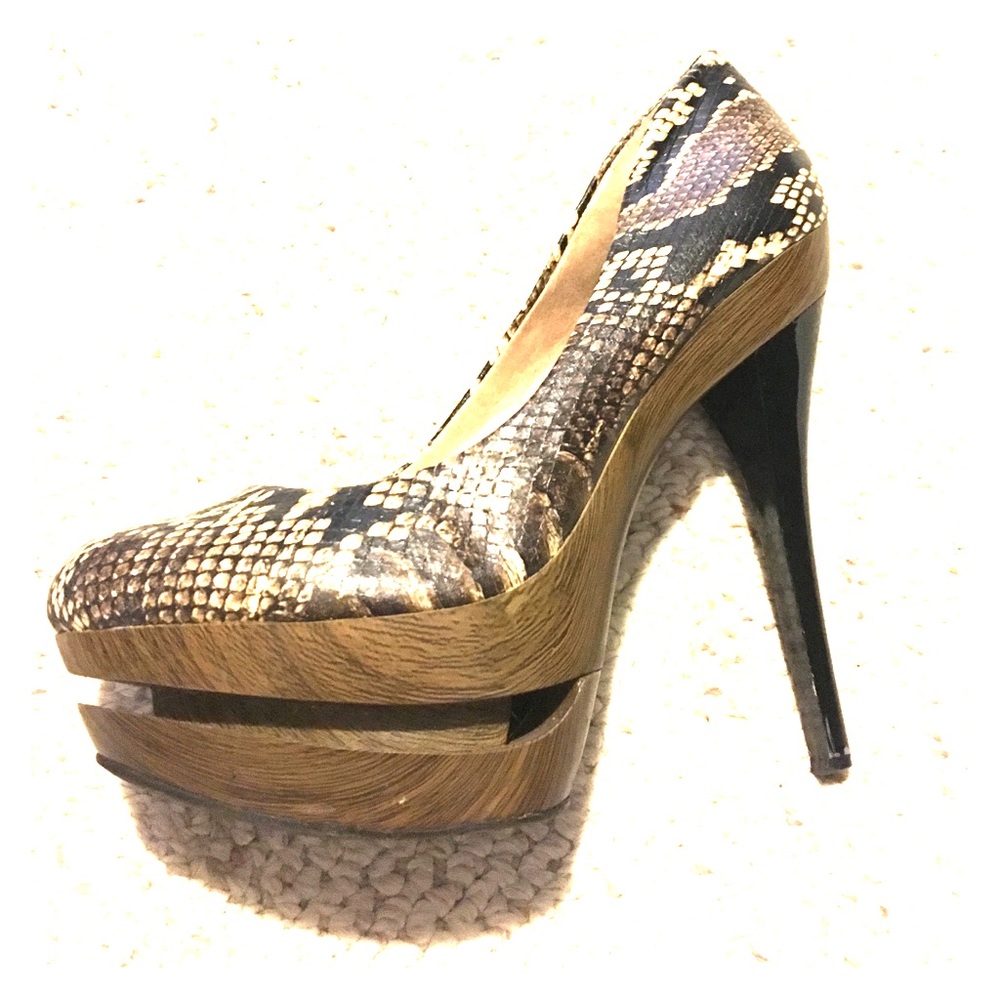 Jessica Simpson wooden platform snake skin heels
