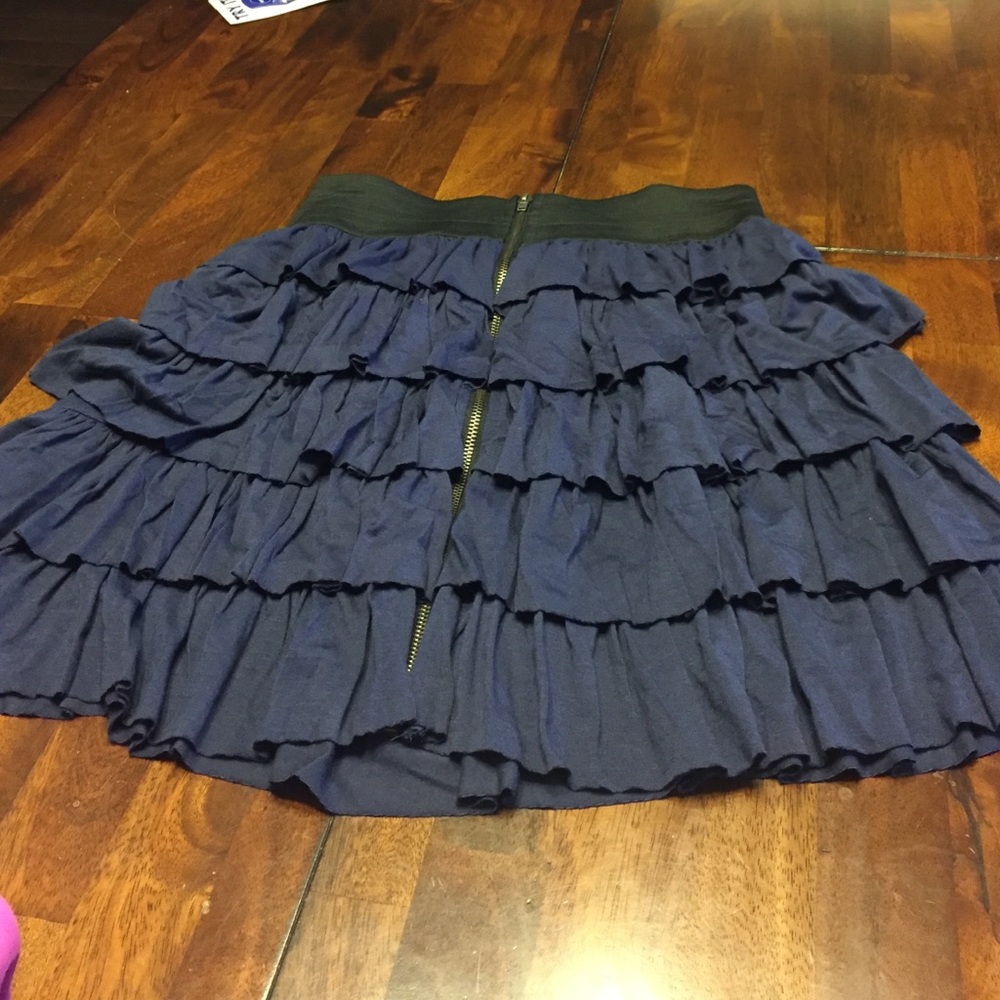 Purple skirt with zipper