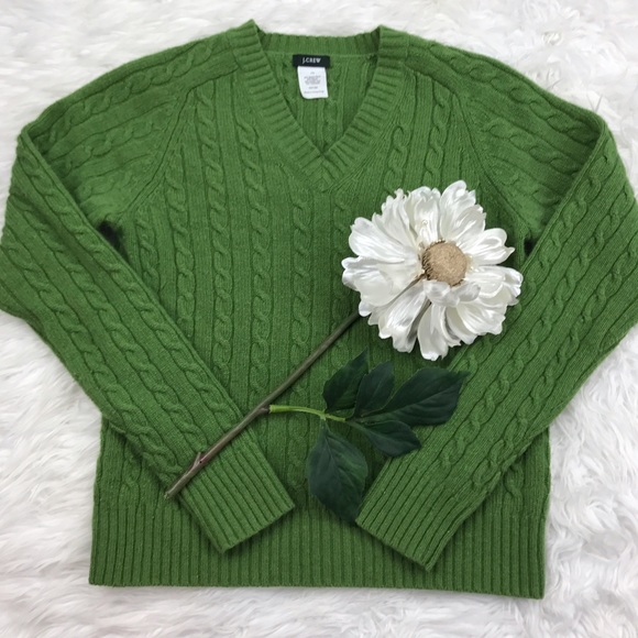J. Crew Sweaters - 💕SALE💕 J. Crew Emerald Green Sweater