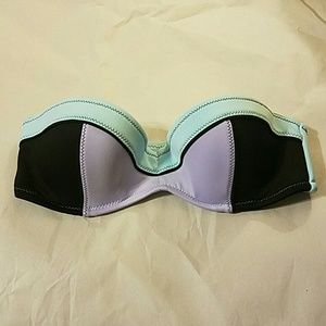 Victoria's Secret Bikini Top 32C