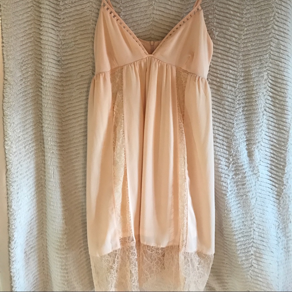 🛍SALE🛍 V-Neck Lace Dress