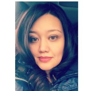 Meet your Posher, Claudia