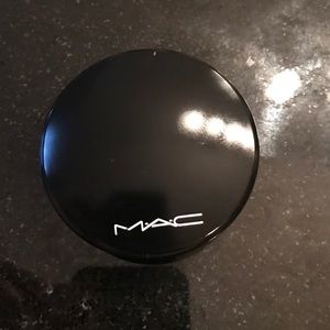 MAC mineralize skin finish
