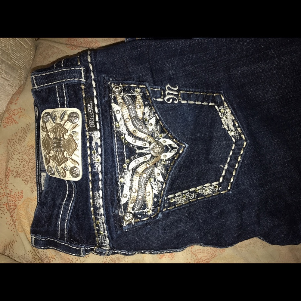 Miss Me Jeans - Picture 1 of 4