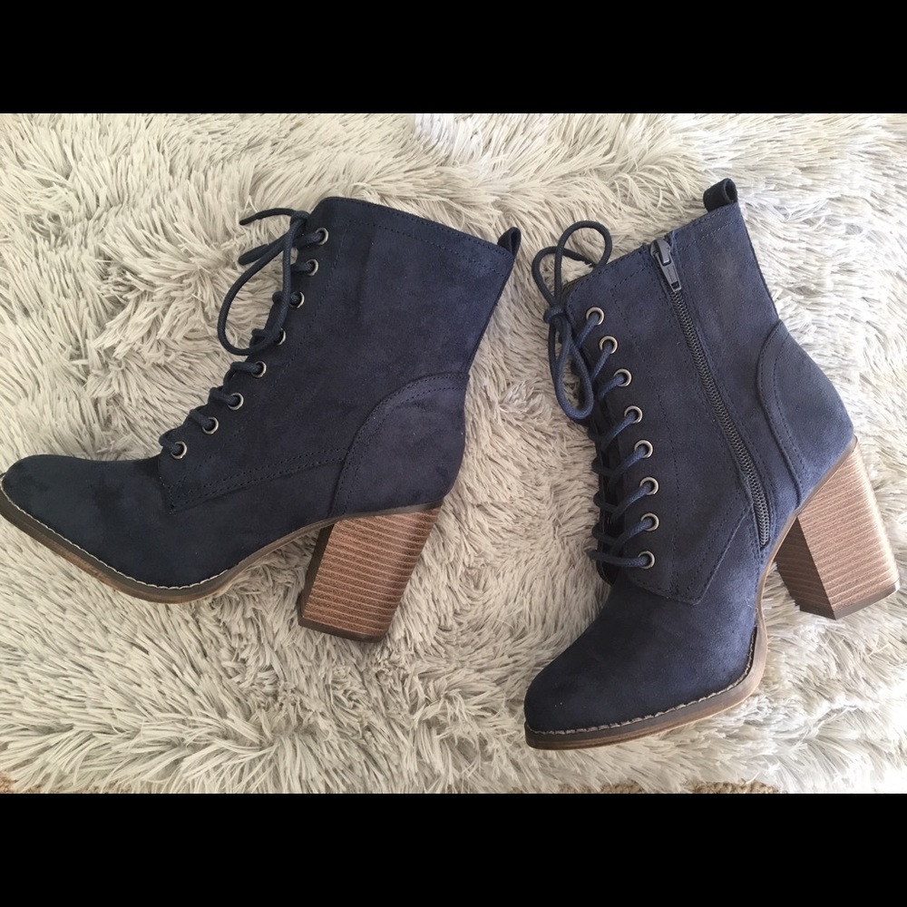 Candie's Navy Blue Ankle Boots 7.5