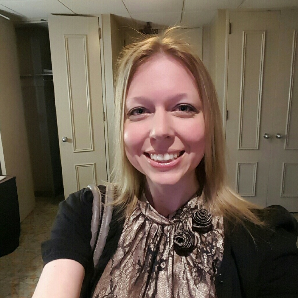 Meet your Posher, Crystal